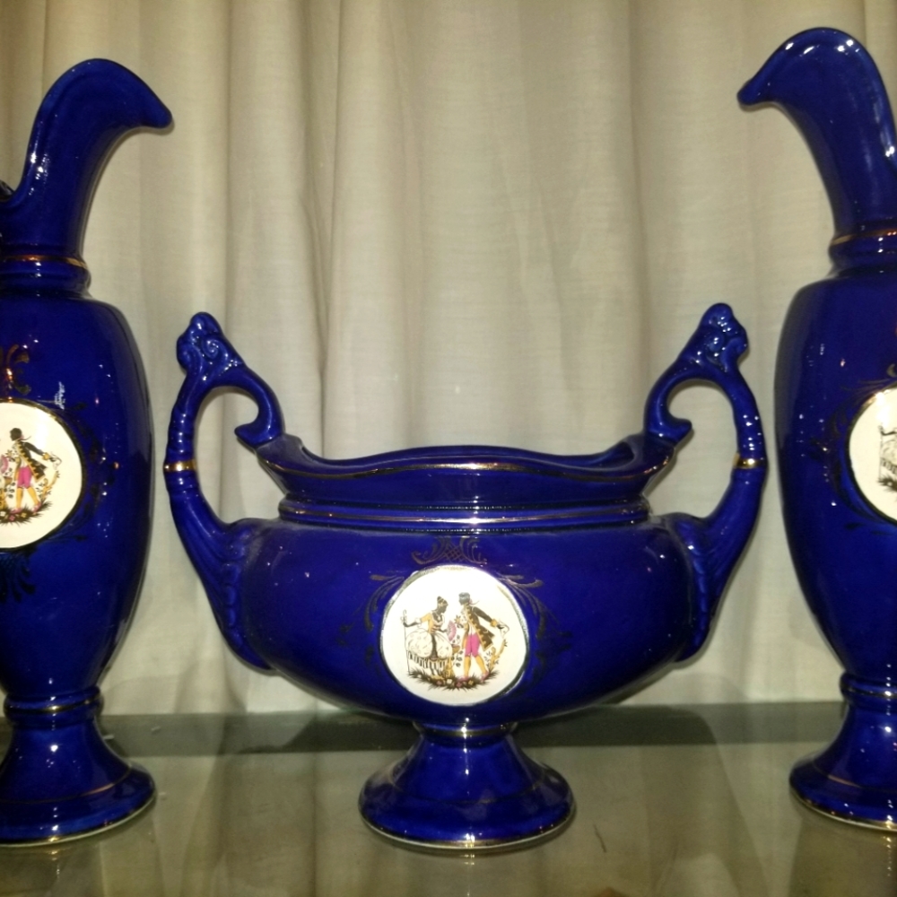 Vintage Cobalt blue vase set
